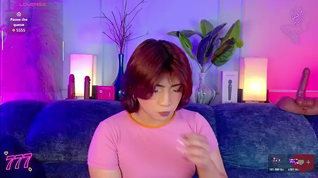 צ'אט XXX בשידור חי של Creamy_Angelo