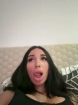 دردشة BlueEyes_BB الجنسية المباشرة