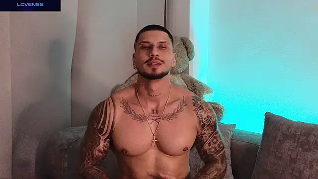 Seth_Vegaa: вебкам-шоу