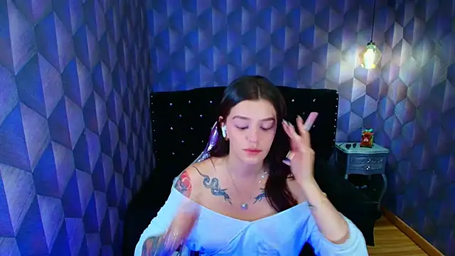 XXX chat uživo modela LiaHarryis