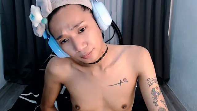 BERBURAKA live XXX chat