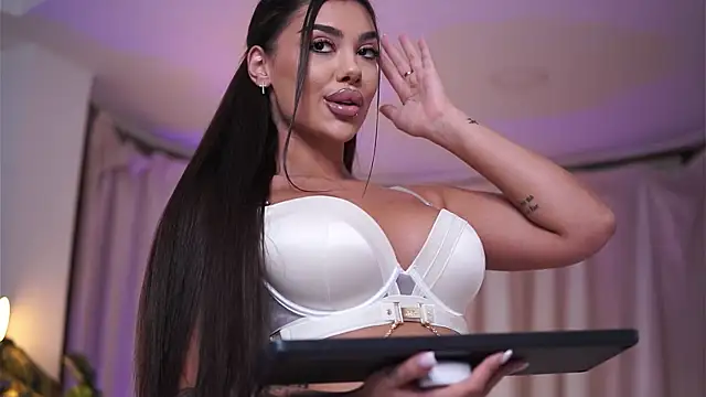 NatyDesiree Chat XXX in diretta