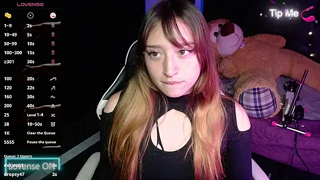 Chat +18 de Eli_meaw ao vivo