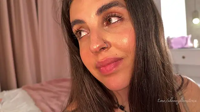 xHONEYHAMSTERSx Webcam show