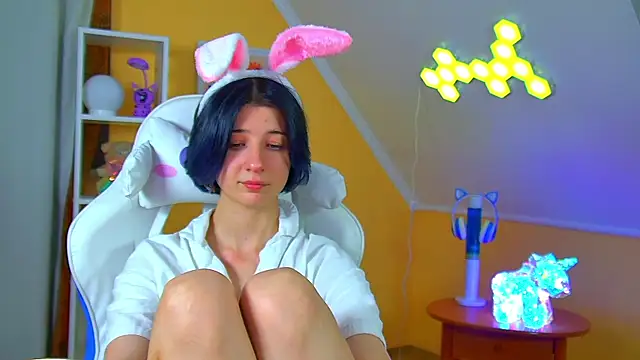 AnneAvelin Chat XXX in diretta
