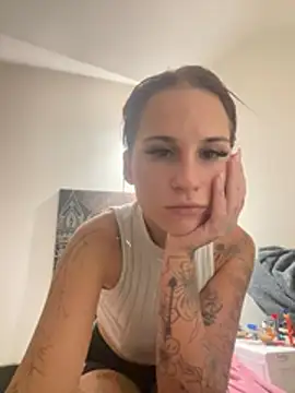 Fannika1's Live XXX Chat