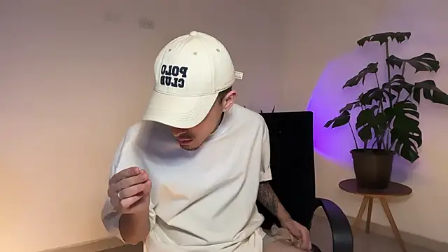 Noah_and_Steven Chat XXX live