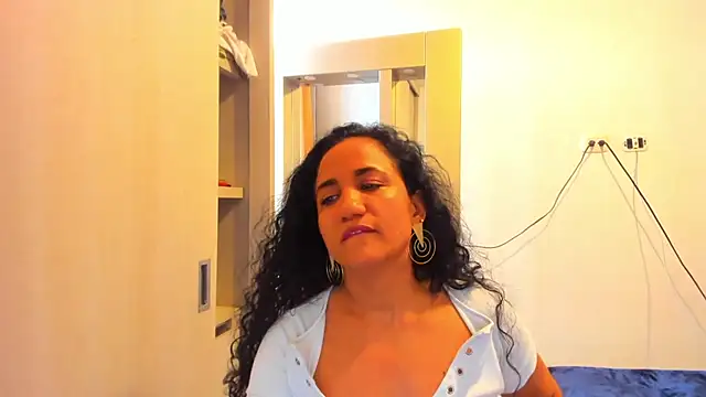 alaskmiller1n Live XXX chat