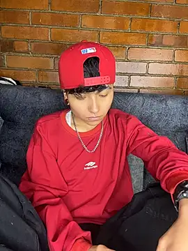 ian_mathias_'s Live XXX Chat