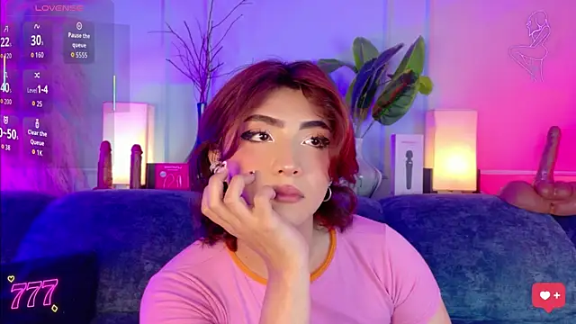 Creamy_Angelo Adlı Modelin Canlı XXX Sohbeti