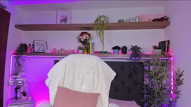 Chat +18 de Quiinn_bx ao vivo