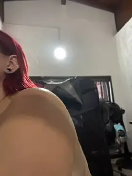 MiaBlis' Live XXX Chat