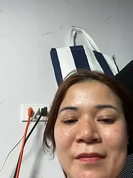 Chat XXX Live L_We