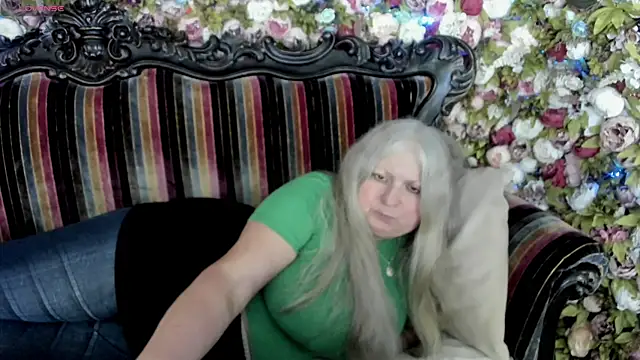Chat +18 de mariabelladonna ao vivo