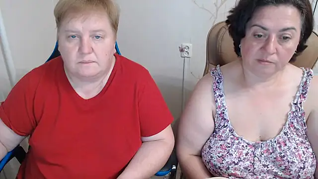 Show modela Lindy-Jeanie na web-kameri