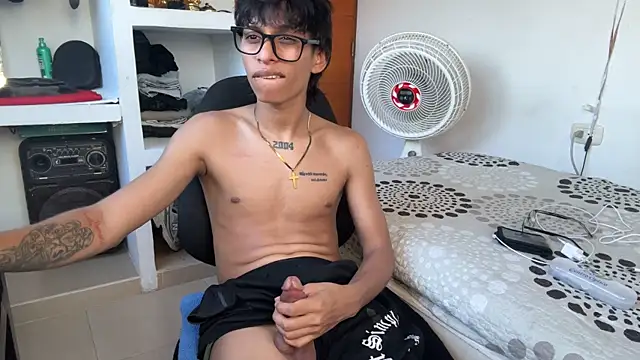 Chatroom XXX en direct de sung_yol