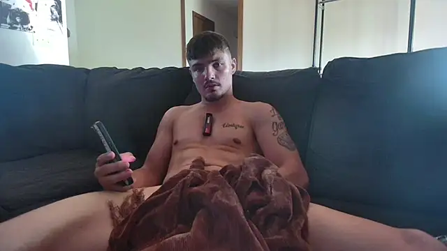 derekmontana2's Live XXX Chat