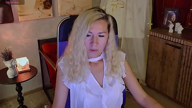 Czat XXX na żywo – DonnaSmitth