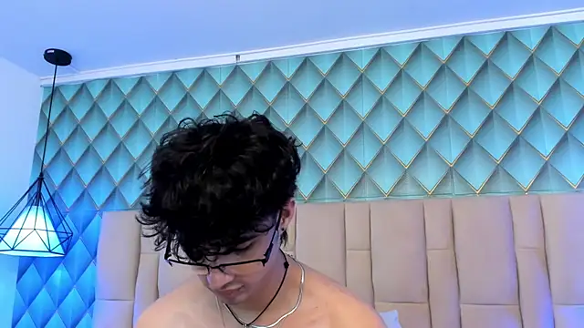 Sofia-Ethan 라이브 XXX 채팅