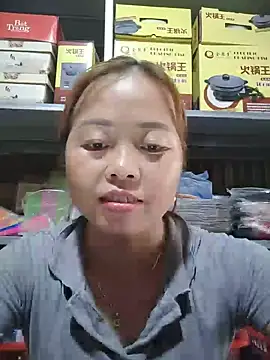 Chat +18 de Yee_Yee1 ao vivo