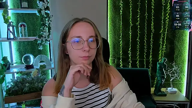 evalora_vei Chat XXX live