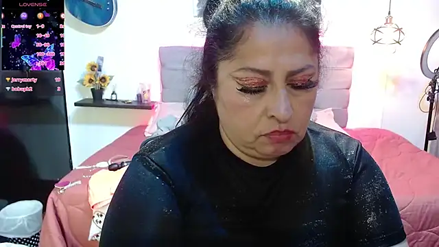 Keyla01_ লাইভ XXX চ্যাট