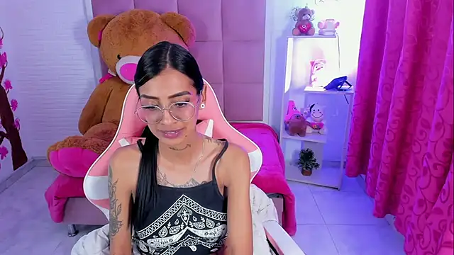 Chat XXX ao vivo de KarlaSlutSkinny__