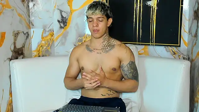 Noah__Browm Live XXX-chat