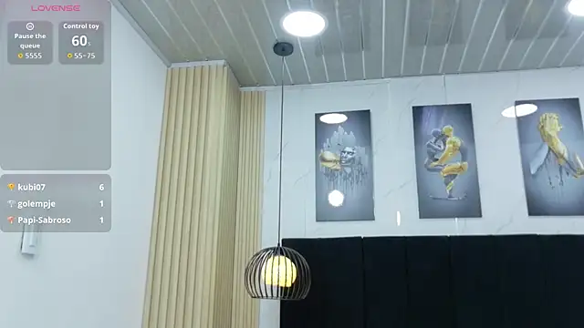 Онлайн чат XXX cutepetitee