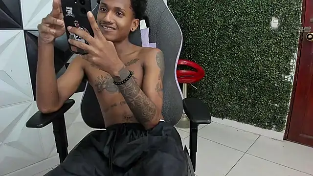 ManSant live XXX chat