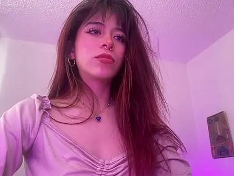 SuzzyyM Adlı Modelin Web Kamerası Şovu