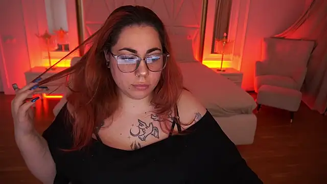 Kittywakee লাইভ XXX চ্যাট
