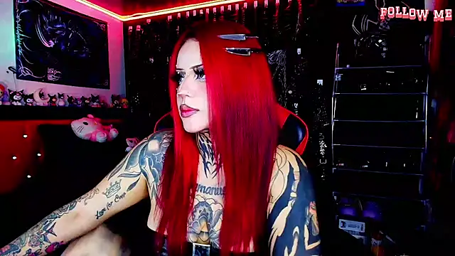 Chat +18 de jannaink_ ao vivo