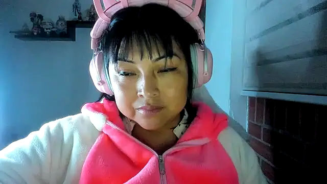 Shaddycute_ élő XXX-chatje