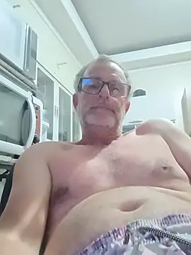 צ'אט XXX בשידור חי של nard53