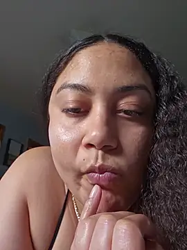 honeeyyy_pot – Live XXX-chat