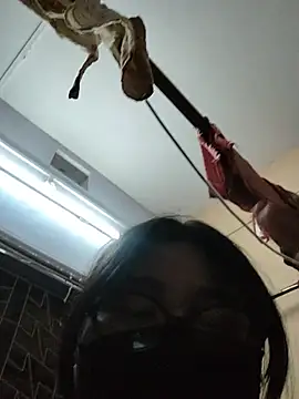 mini27mimi's Live XXX Chat