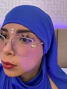naishaa_ Adlı Modelin Canlı XXX Sohbeti