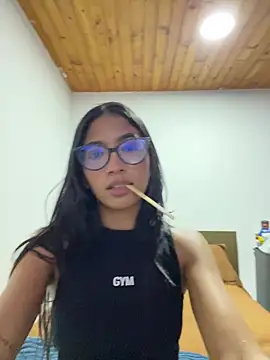 Tyla_Ks Obrolan Langsung XXX