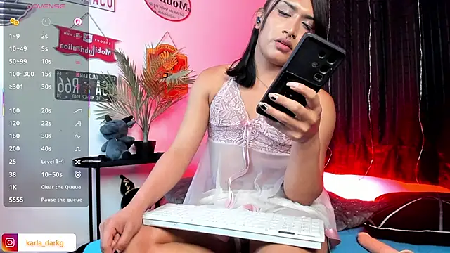 XXX chat uživo modela dark-kalr