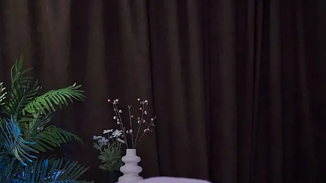 Онлайн чат XXX ElyssawetXX