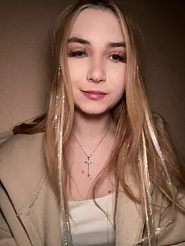 MarlboroWeb Live XXX Chat