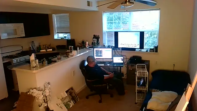 Q1357q XXX чат на живо