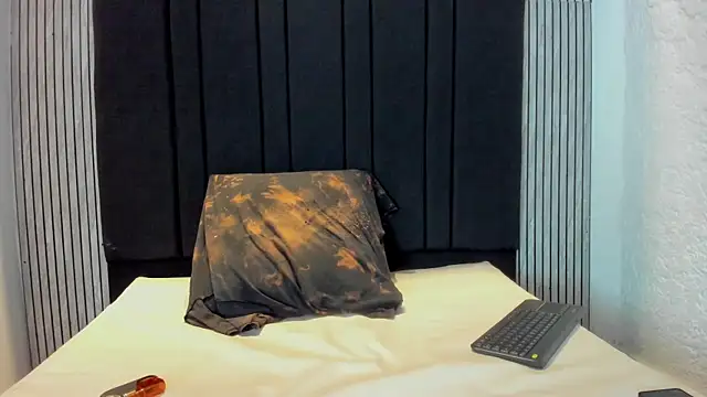 nero_reyd's Webcam Show