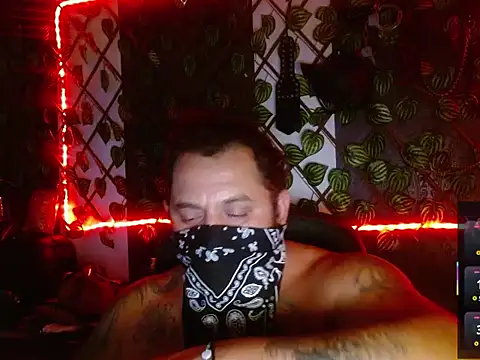 Онлайн  чат XXX mr_wolf46