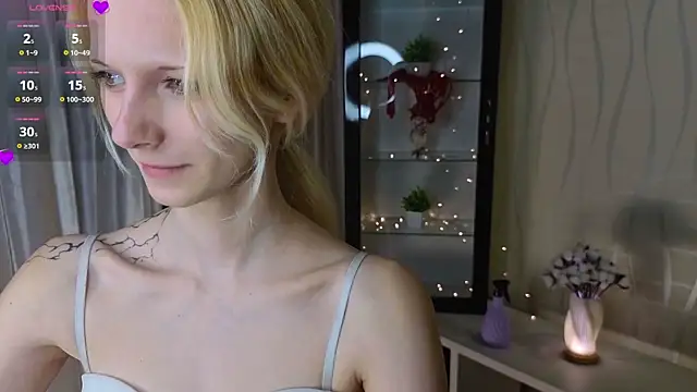 helly_hoff Chat XXX in diretta