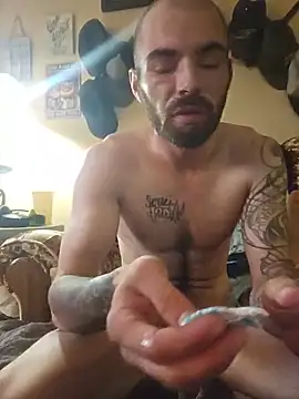 Chatroom XXX en direct de UncutChip