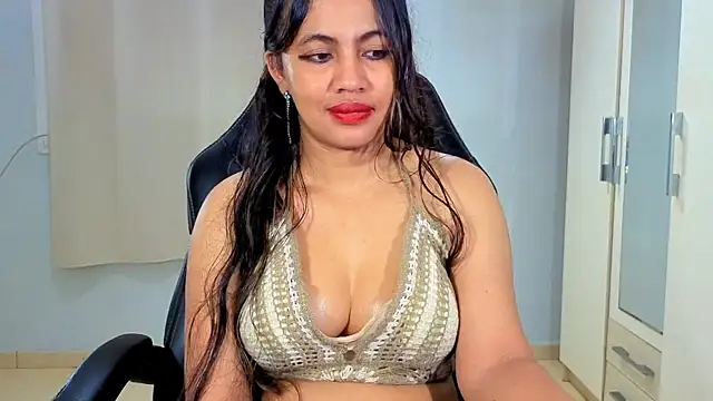 FannyXhot Adlı Modelin Canlı XXX Sohbeti