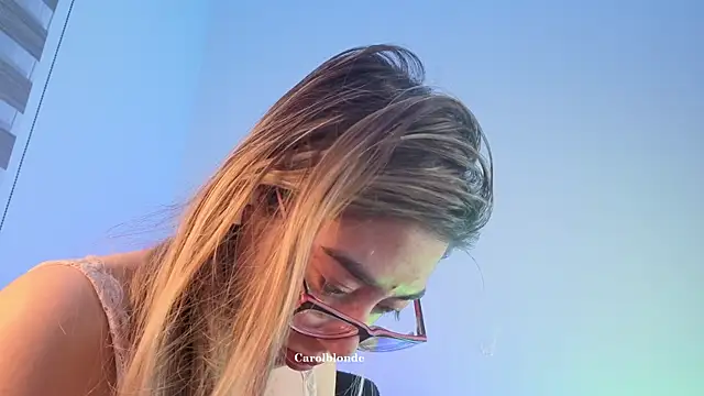 Carolblonde's Live XXX Chat