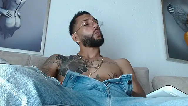 LukasScott_ live XXX chat